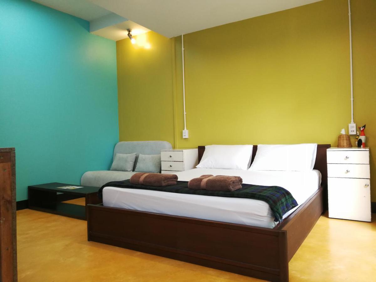 60 Blue House Hotel Chiang Mai Buitenkant foto
