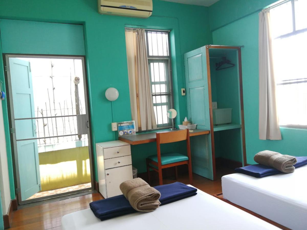 60 Blue House Hotel Chiang Mai Buitenkant foto